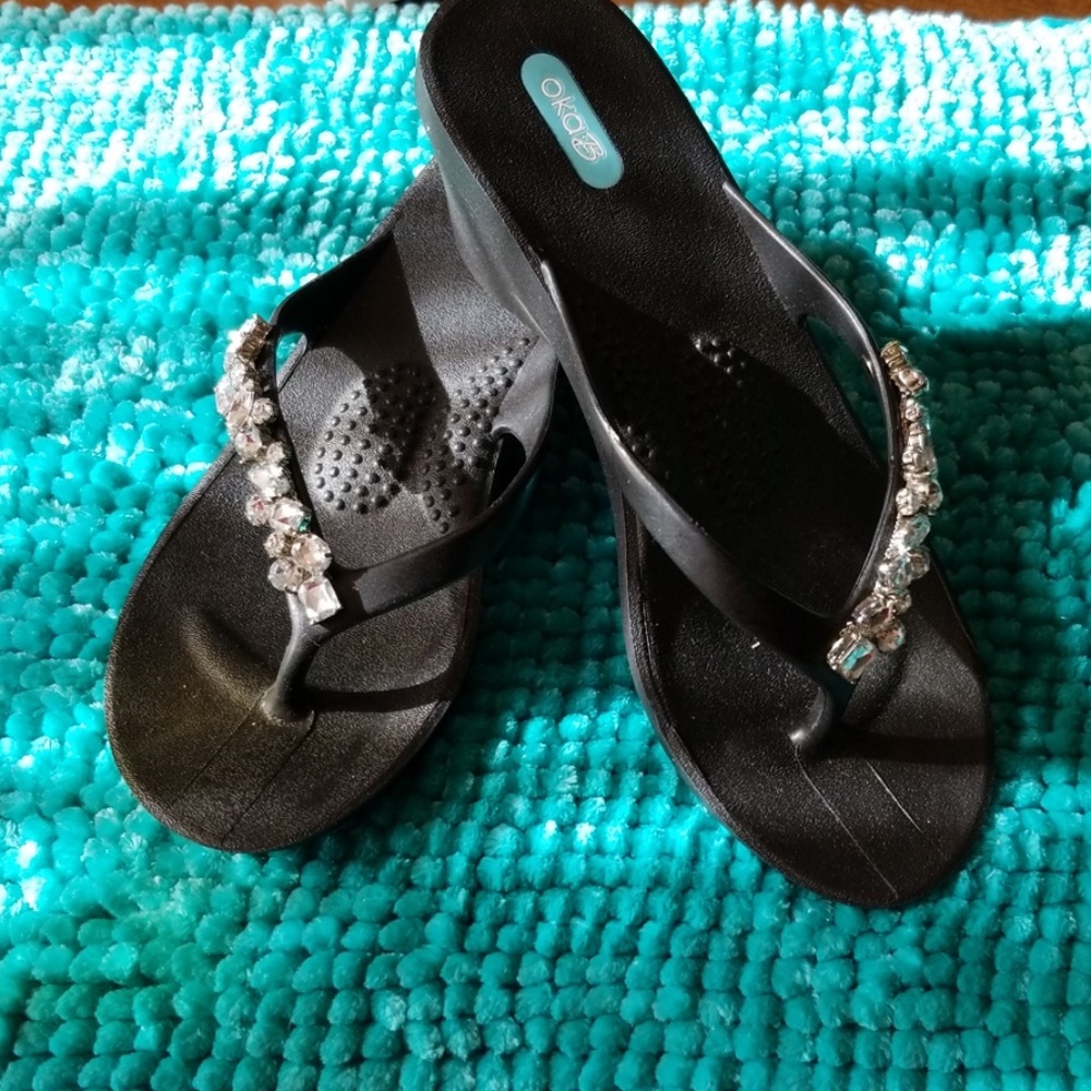 Sandles